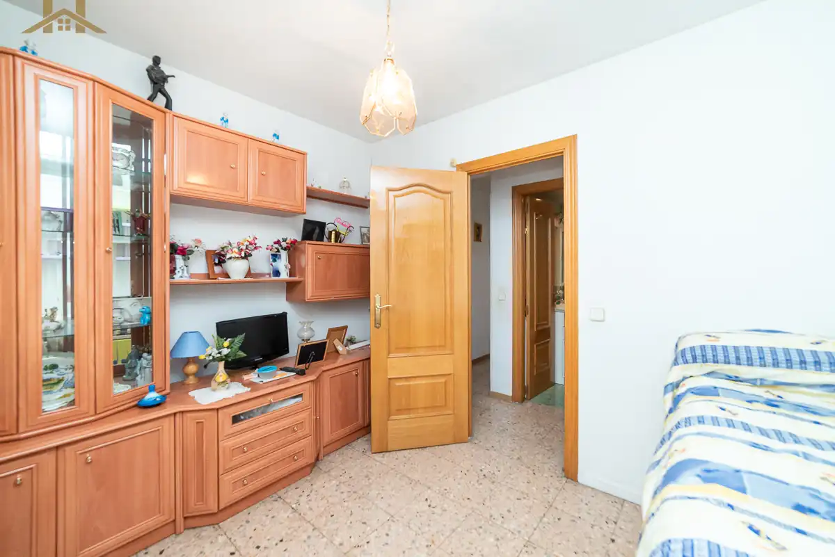 Habitación de Piso en venta en Móstoles con Aire acondicionado y Calefacción