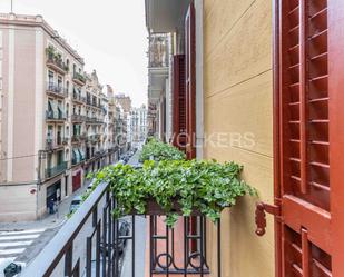 Vista exterior de Apartament en venda en  Barcelona Capital amb Aire condicionat, Calefacció i Moblat