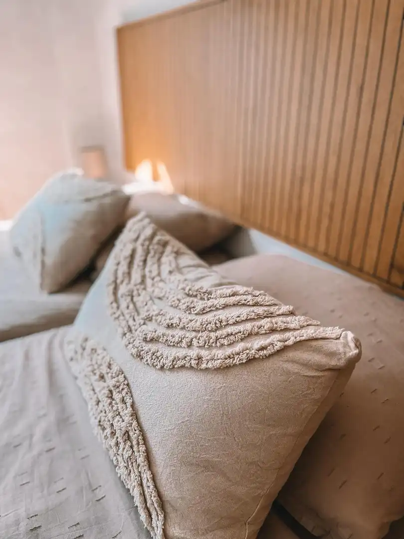 Habitación de Apartamento de alquiler en Estepona con Aire acondicionado, Terraza y Piscina