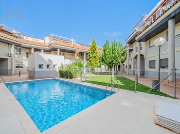 Appartamento con piscina in vendita a Calle de los Picaderos
