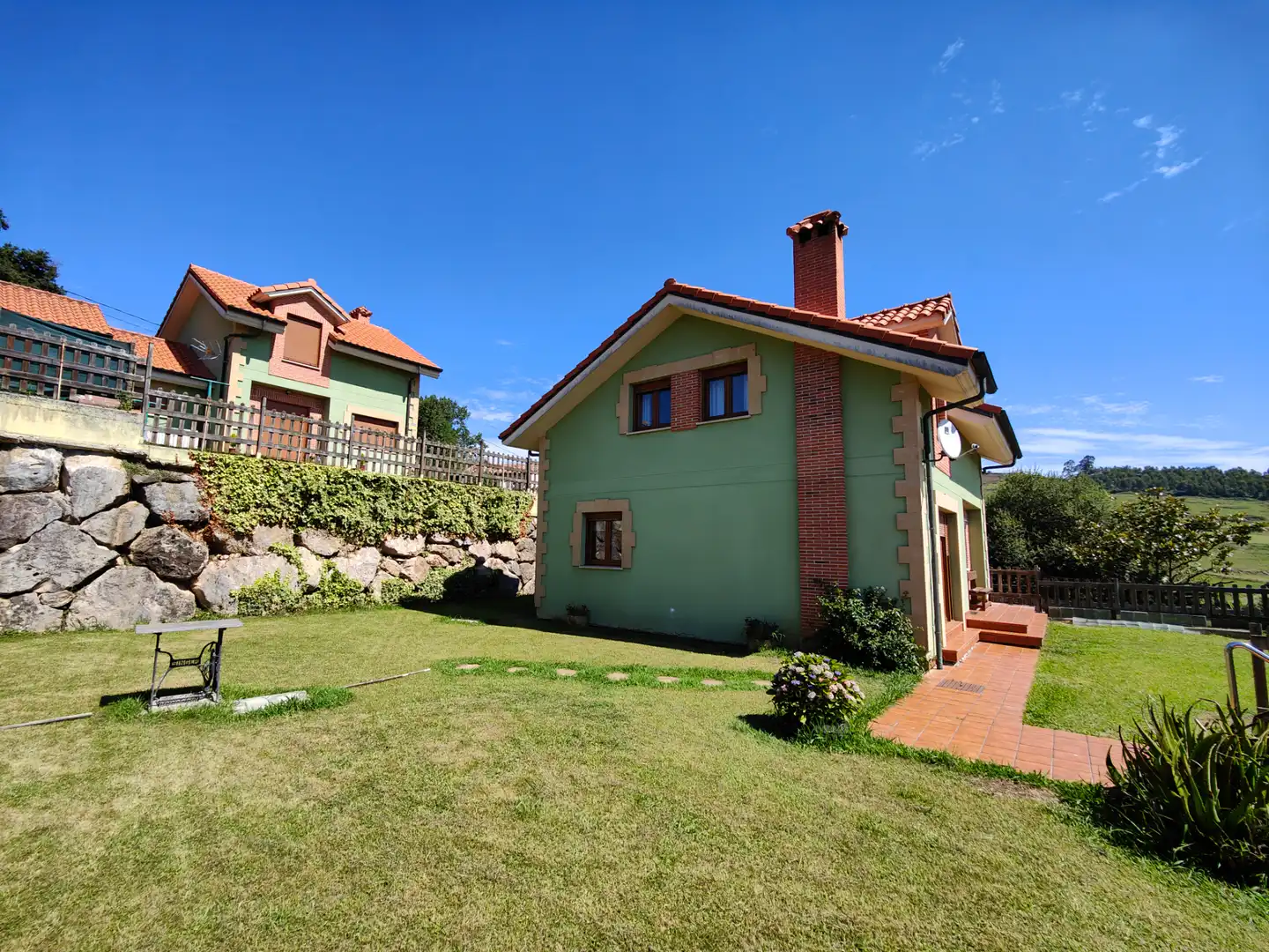Xalet amb jardí en venda a Urbanización Camino de Santiago 84, imagen 3