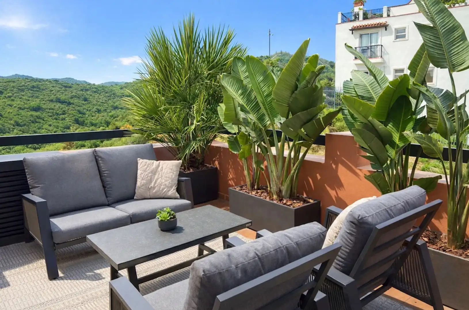 Apartamento con ascensor en venta en Calahonda, imagen 23