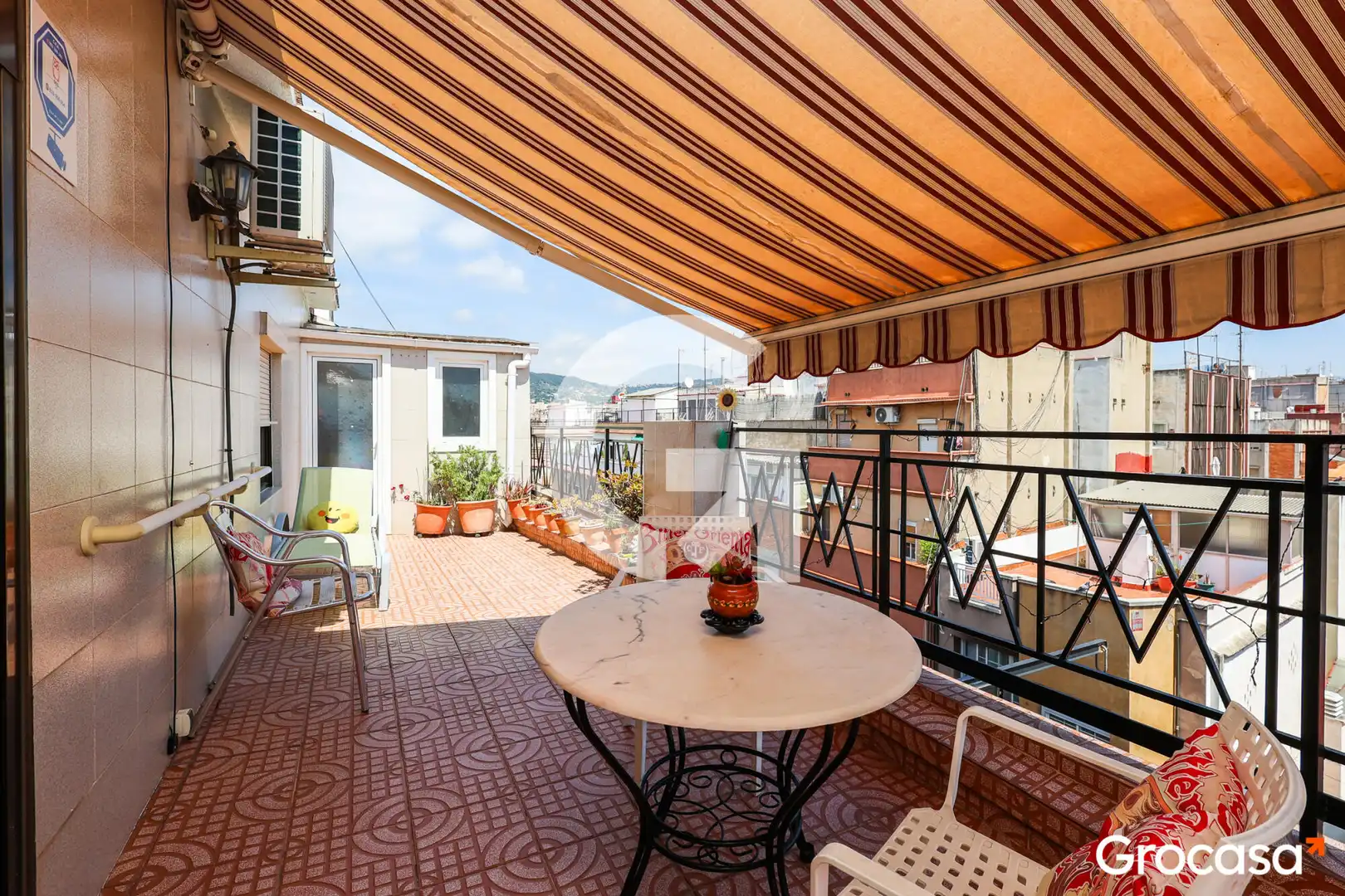 Ático en venta en CL LLANÇA DE, La Torrassa