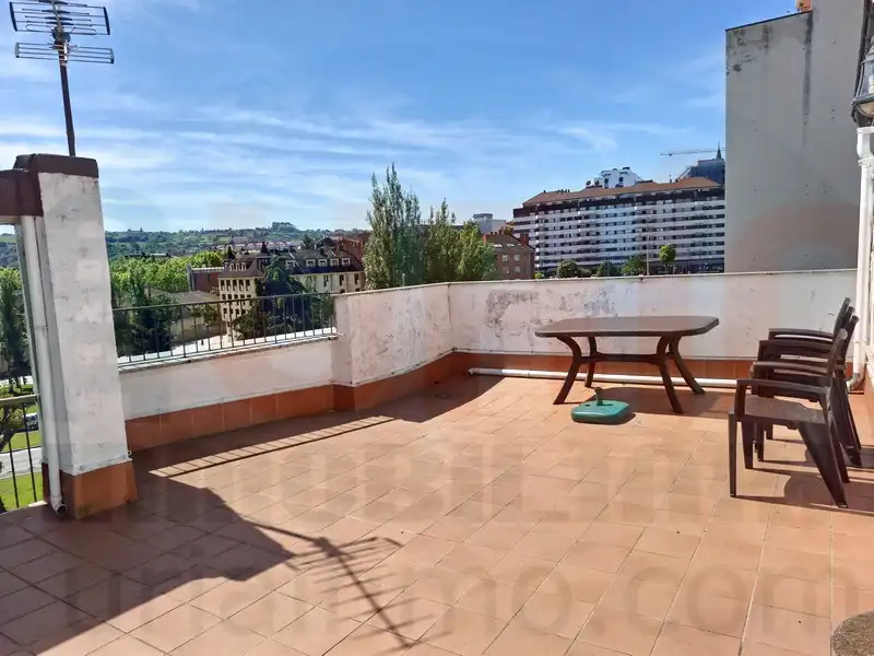 Terrace of Attic for rent in Oviedo   with Heating, Terrace and Furnished