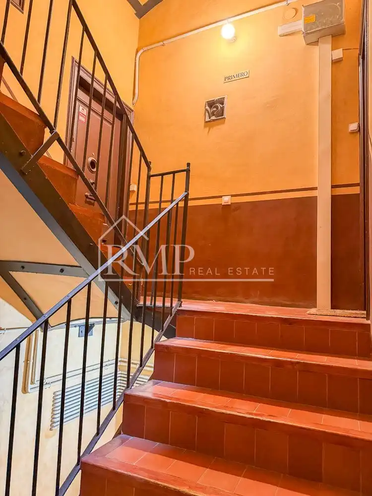 Vista exterior de Piso en venta en Barcelona