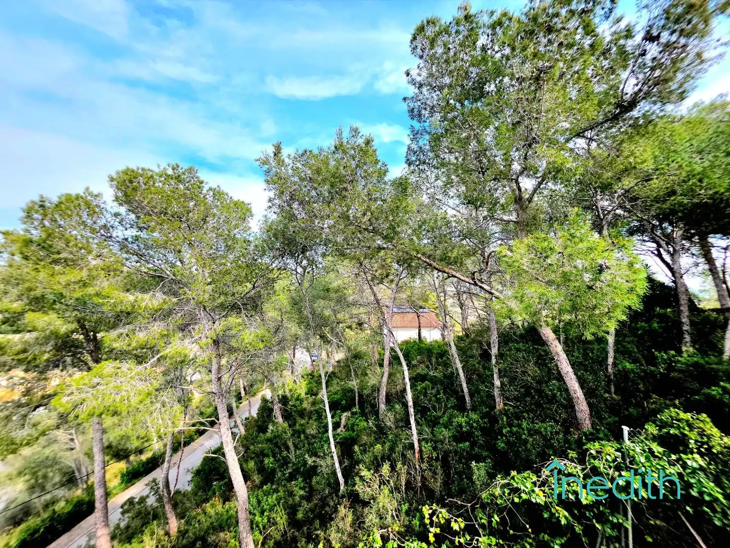Vista exterior de Casa o xalet en venda en Cubelles amb Calefacció, Jardí privat i Terrassa