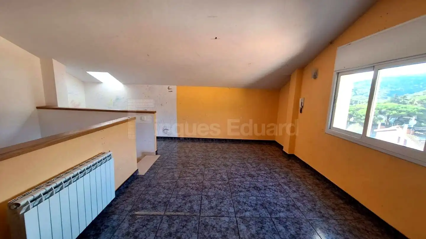 Maison mitoyenne avec jardin à vendre à Nucli Urbà, imagen 27