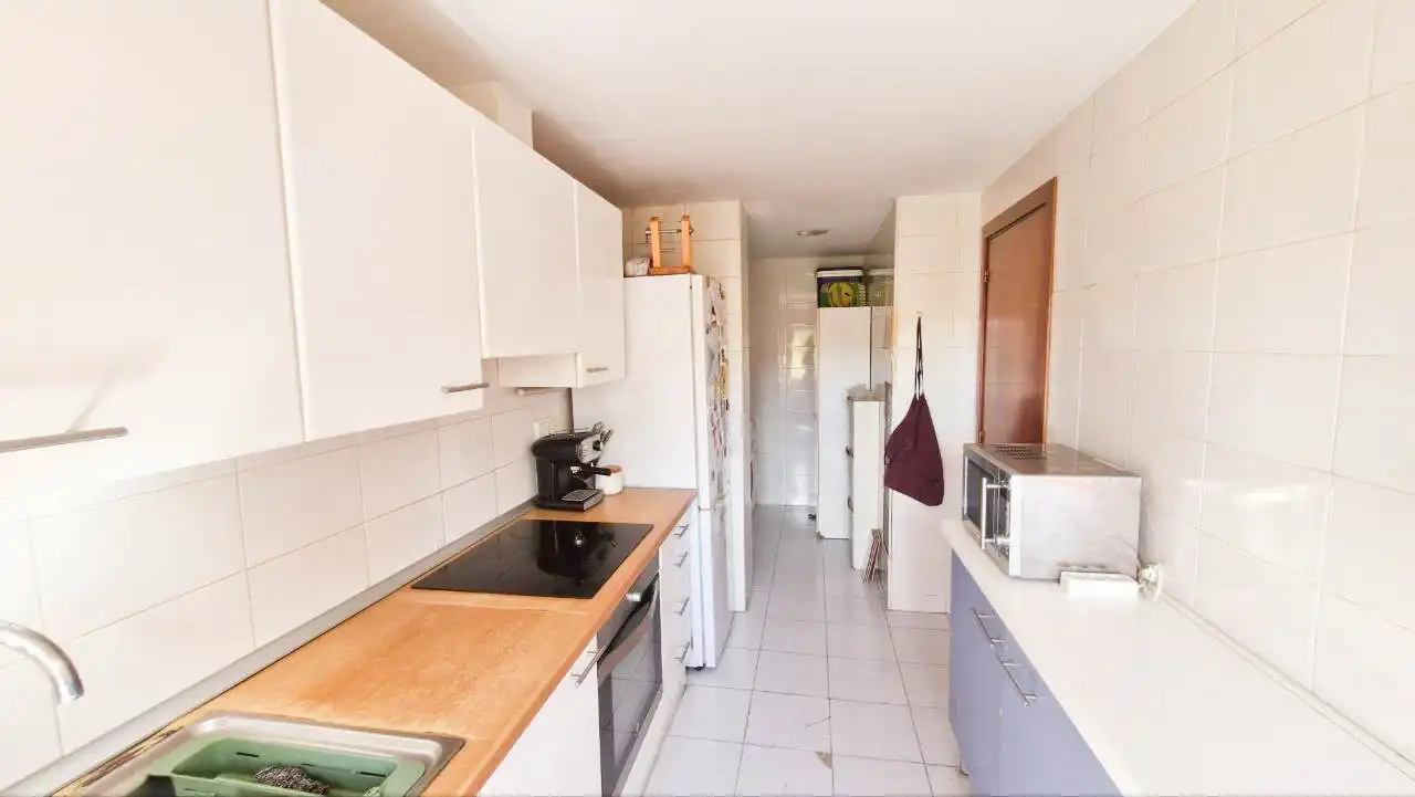 Piso con terraza en venta en Can Borrell, imagen 7