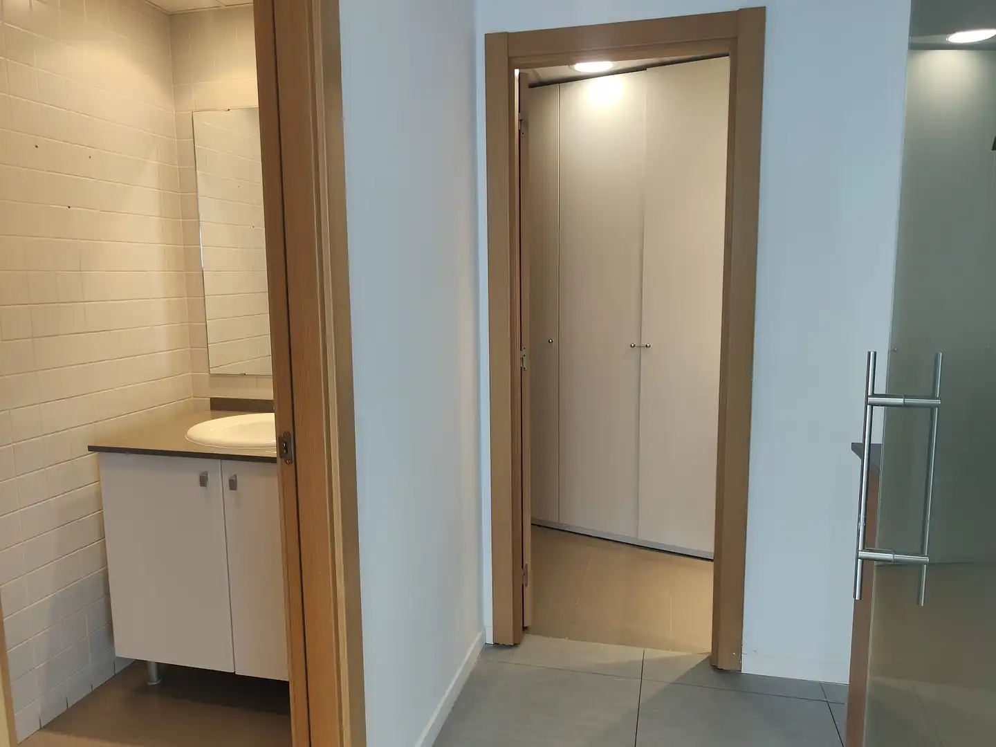 Office for rent in Sant Just Desvern  with Air Conditioner, Heating and Internet