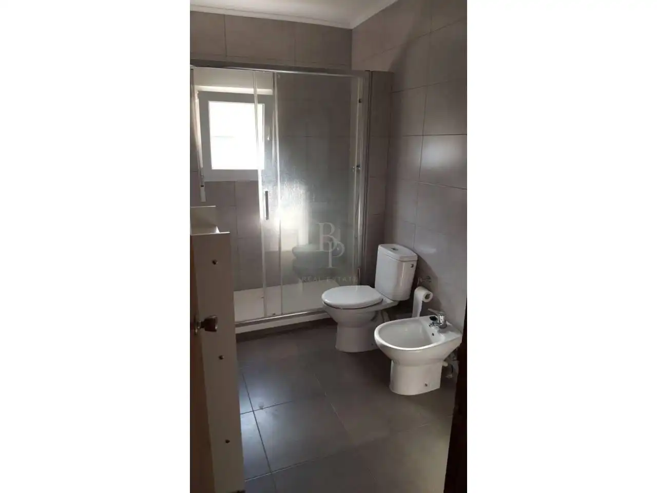 Baño de Piso de alquiler en Vinaròs con Jardín privado, Terraza y Amueblado