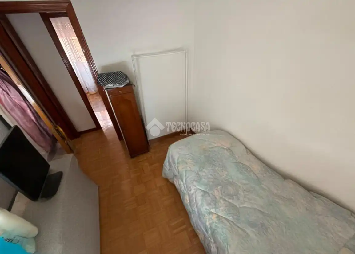 Schlafzimmer von Wohnung zum Verkauf in Fuenlabrada mit Klimaanlage, Parkett und Terrasse