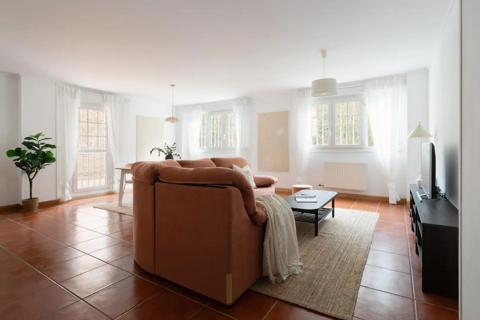 Sala de estar de Casa o chalet en venta en Huarte / Uharte con Calefacción, Jardín privado y Terraza