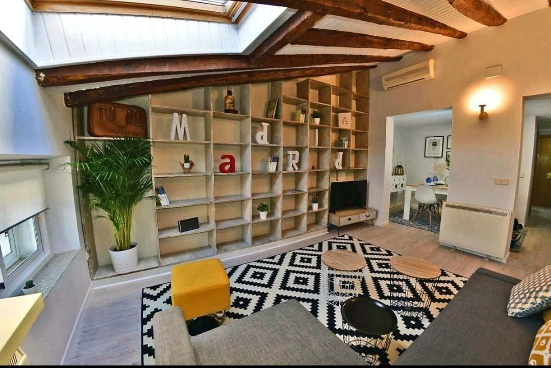 Sala d'estar de Dúplex en venda en  Madrid Capital amb Aire condicionat, Calefacció i Balcó