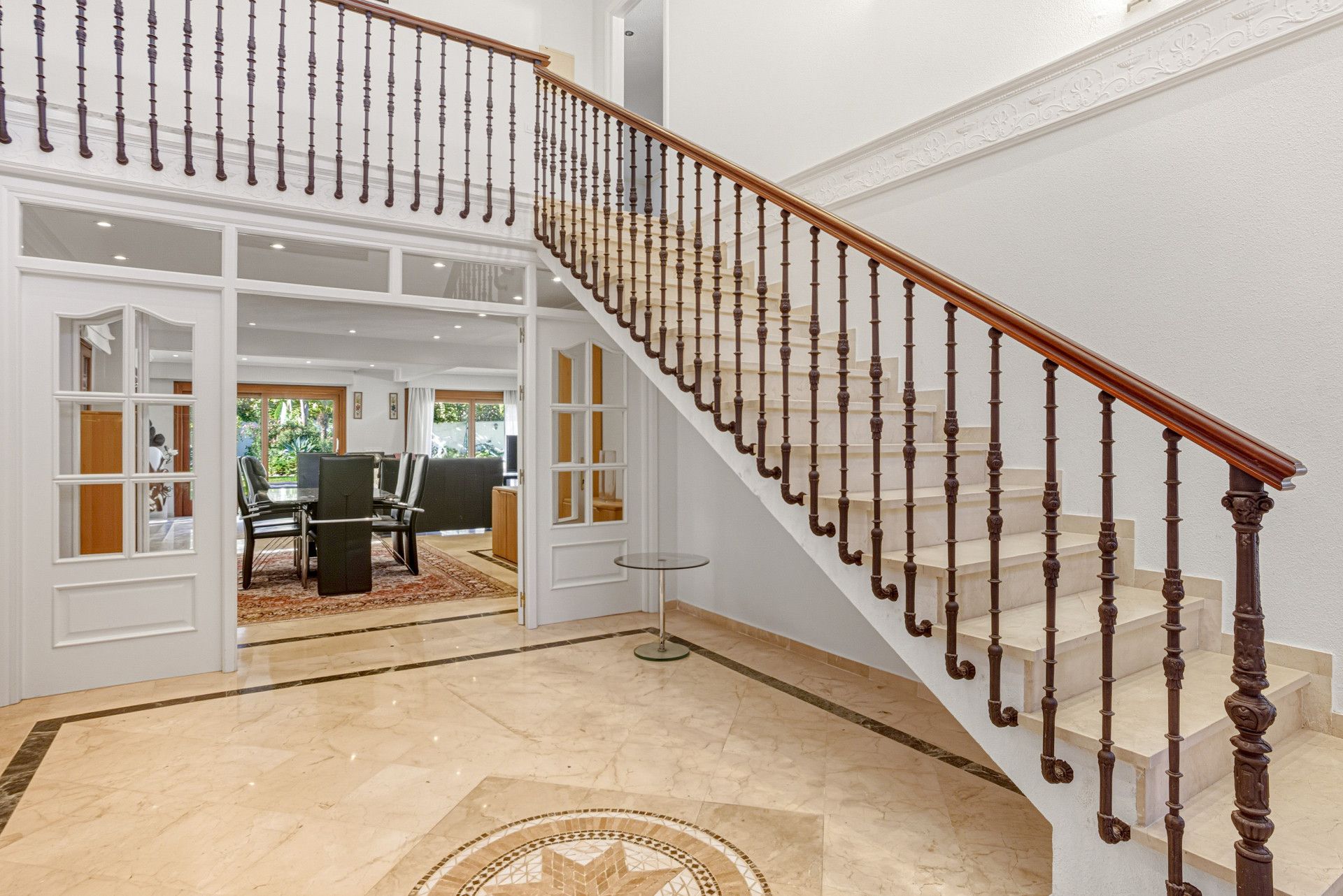 House or chalet for sale in Estepona  with Air Conditioner, Private garden and Terrace