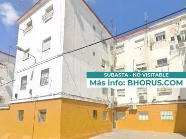 Flat for sale in CANDELAS 16