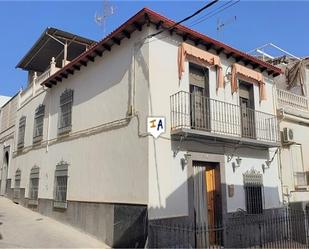 Exterior view of Single-family semi-detached for sale in Priego de Córdoba  with Terrace, Storage room and Swimming Pool