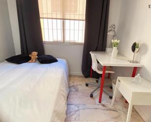 Bedroom of Apartment to share in  Sevilla Capital  with Air Conditioner