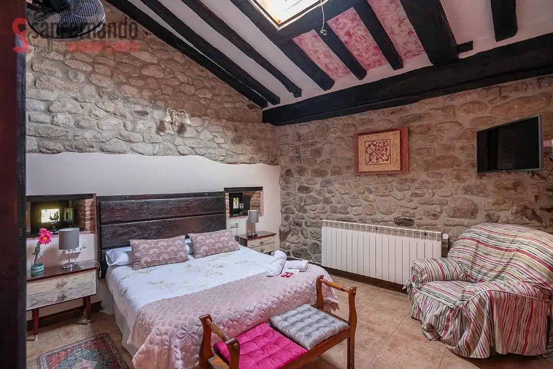 Habitación de Edificio en venta en Mazcuerras