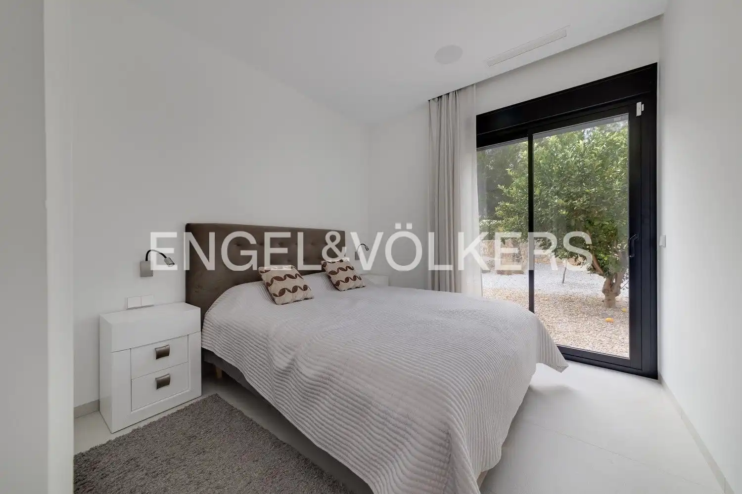 Habitación de Finca rústica en venta en Orihuela con Aire acondicionado, Calefacción y Jardín privado