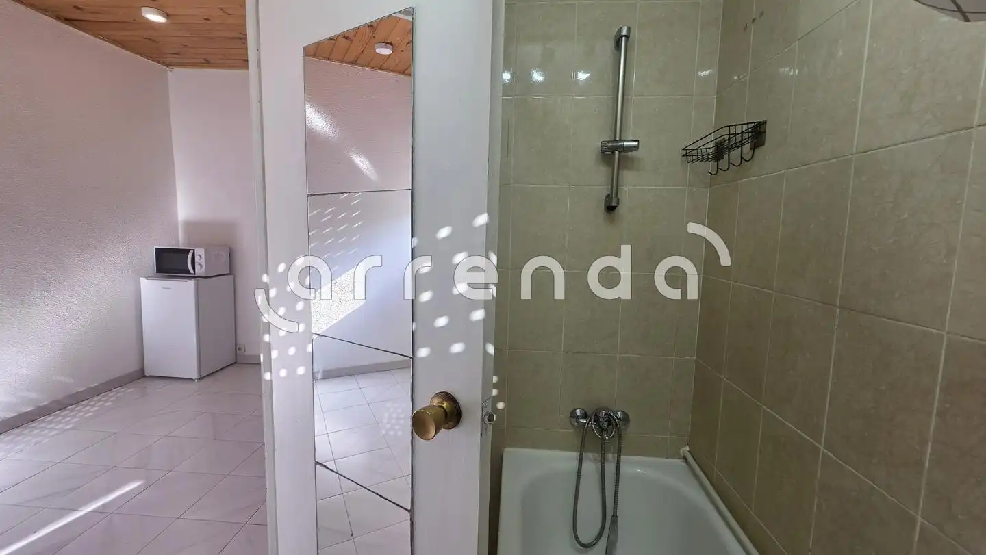 Cocina de Estudio de alquiler en Madrid