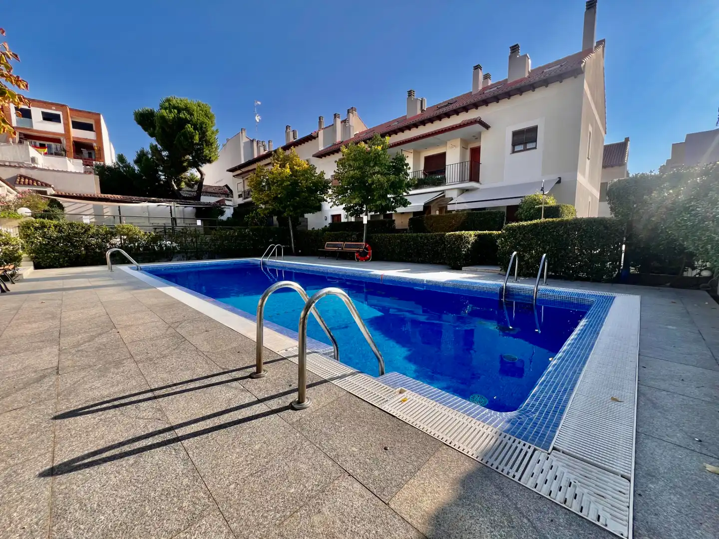 Piscina de Piso en venta en Navalcarnero con Aire acondicionado, Calefacción y Horno