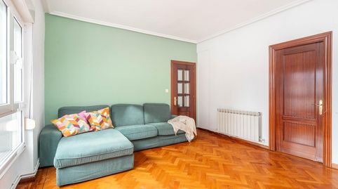 Foto 2 de Pis en venda a Plaza del General Primo de Rivera, 1, Salesas - Foncalada - Campoamor, Oviedo