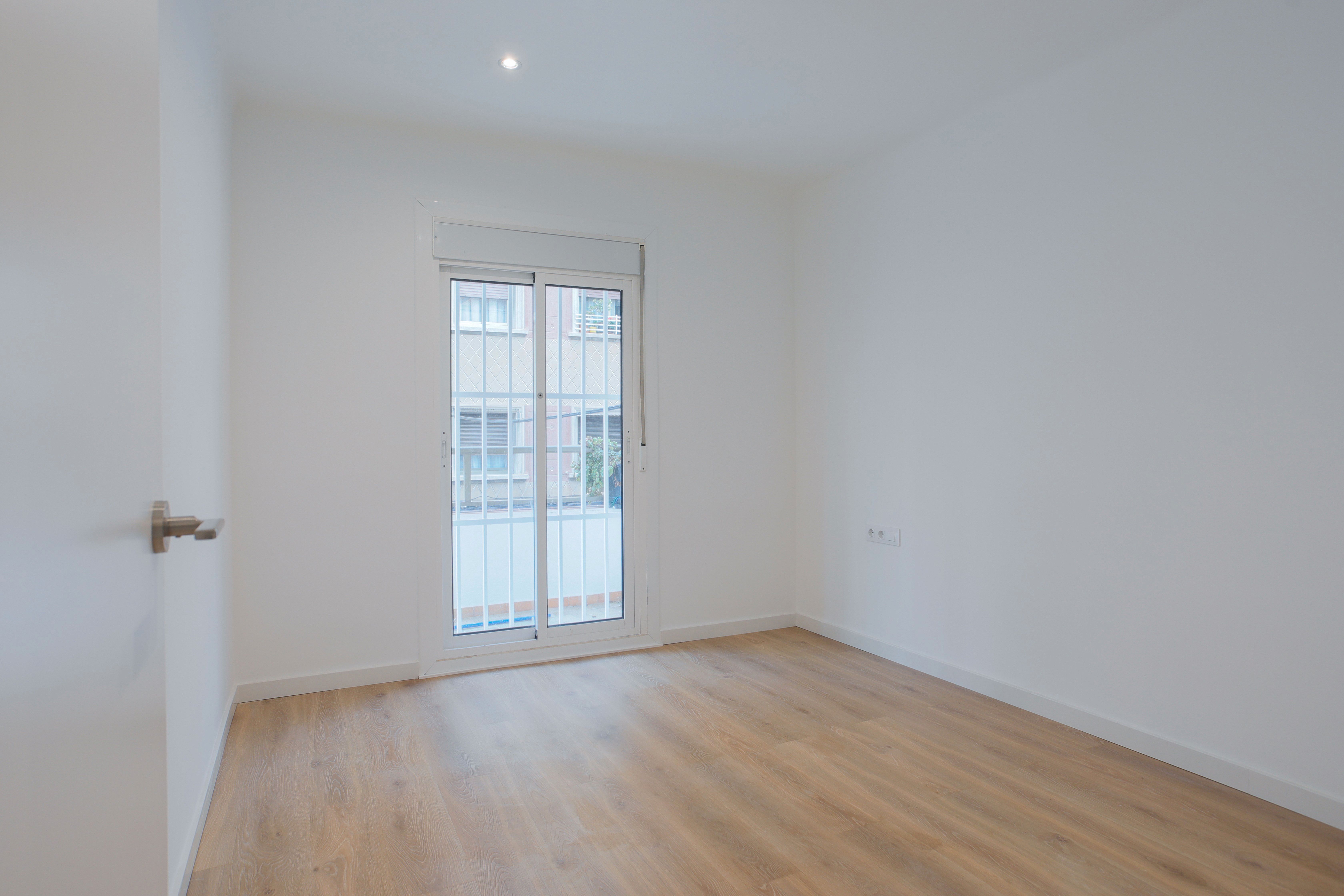 Bedroom of Flat for sale in L'Hospitalet de Llobregat  with Heating and Terrace