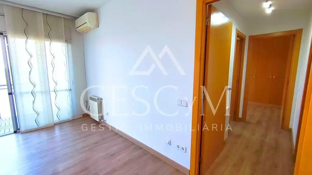 Schlafzimmer von Wohnung zur Miete in Sabadell mit Heizung, Terrasse und Gemeinschaftspool
