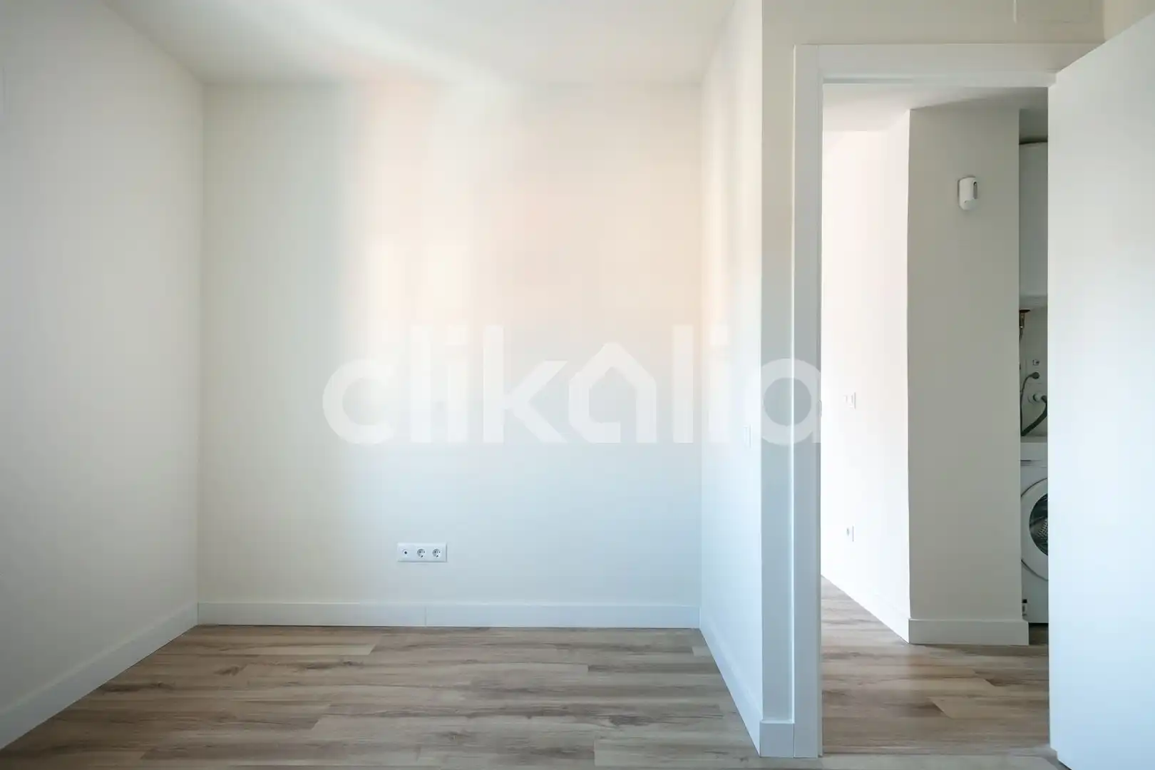 Bedroom of Flat for rent in Puente de Vallecas