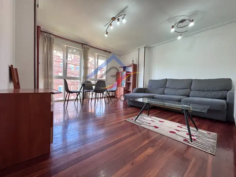 Living room of Flat for rent in Santander  with Heating, Parquet flooring and Furnished