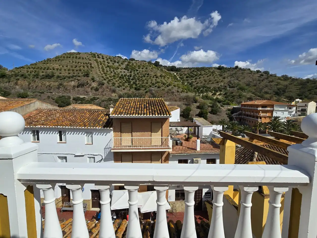 Exterior view of Houses for sale in Viñuela