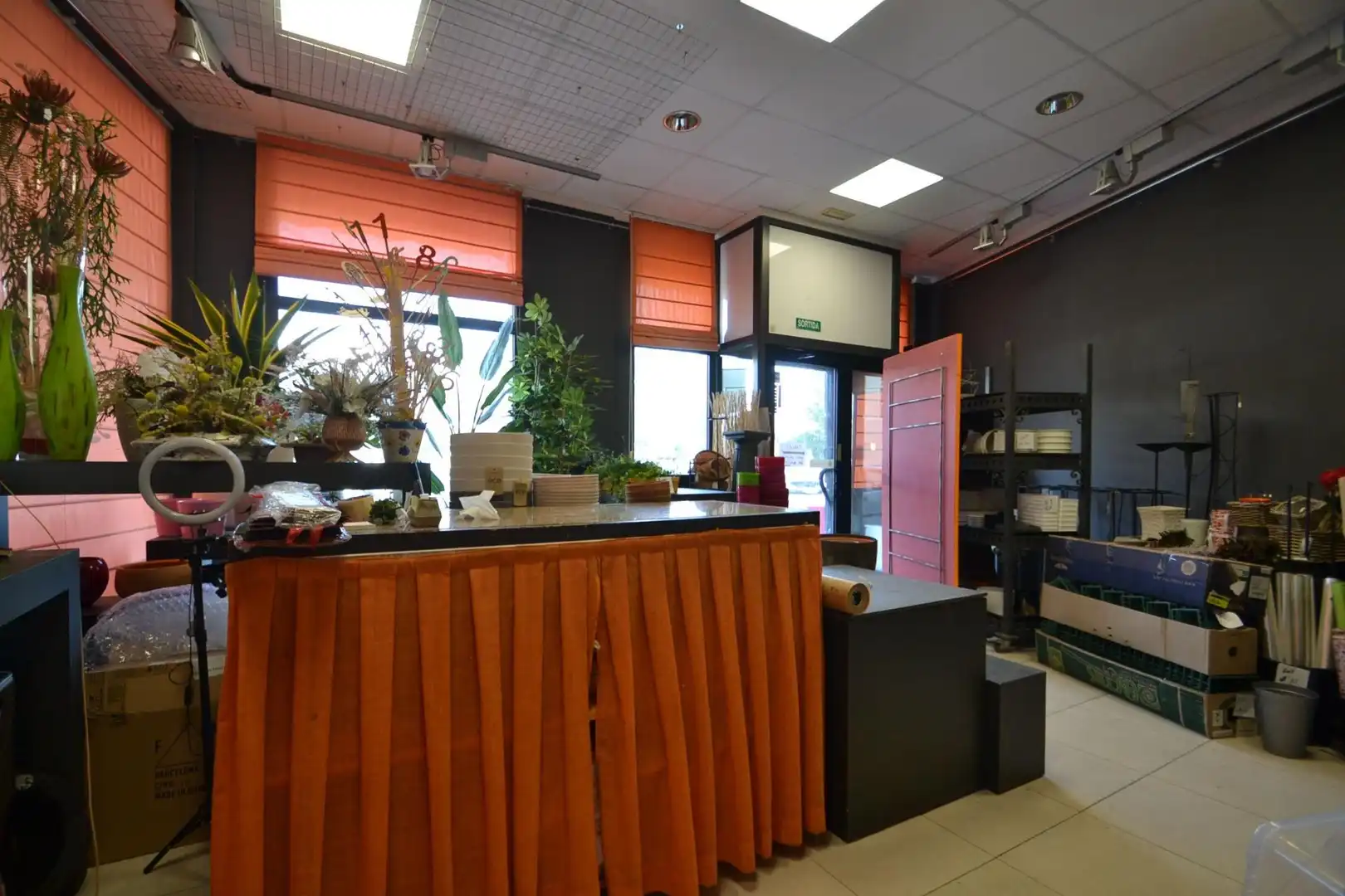 Business premises for sale in ESTADI DE L' 13, imagen 11