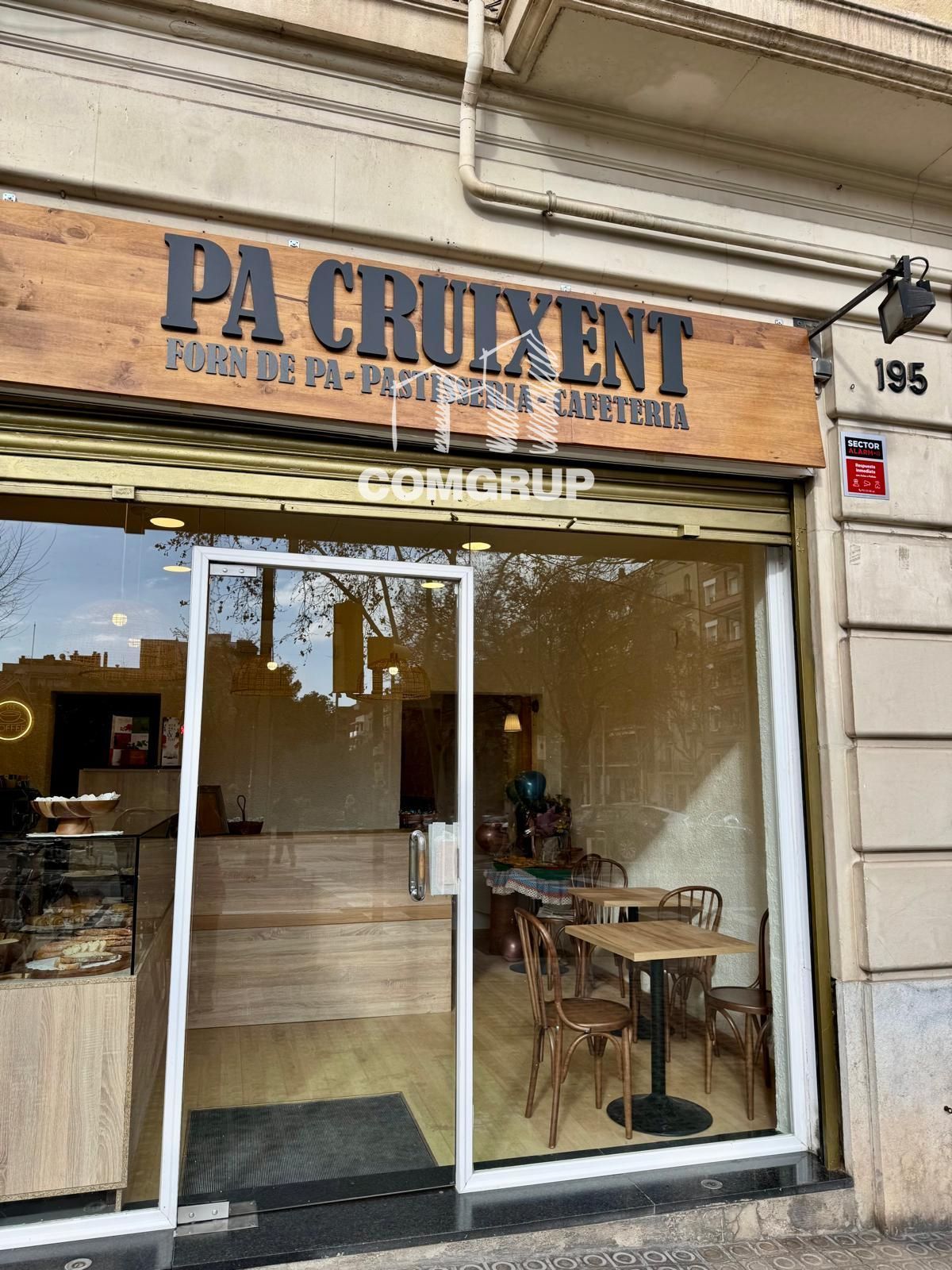 Premises for rent in  Barcelona Capital  with Air Conditioner