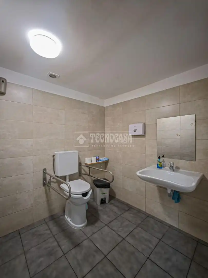 Baño de Local en venta en Arona con Aire acondicionado