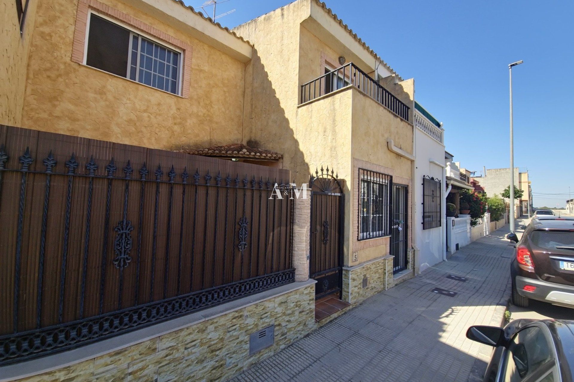 Exterior view of Single-family semi-detached for sale in Dolores  with Private garden, Terrace and Washing machine