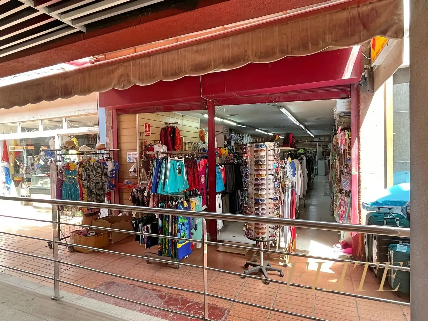 Local de alquiler en Avenida Tomás Roca Bosch, 15, Puerto Rico
