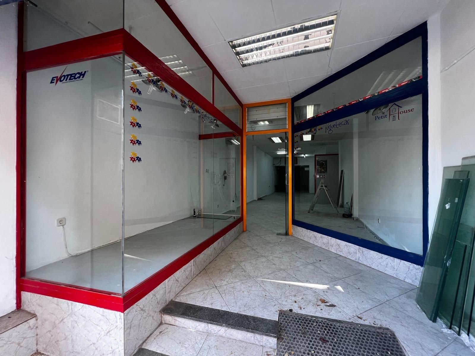 Premises for sale in Vilafranca del Penedès  with Air Conditioner
