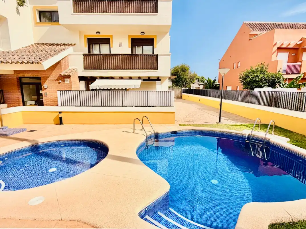 Piscina de Apartamento en venta en Centro ciudad