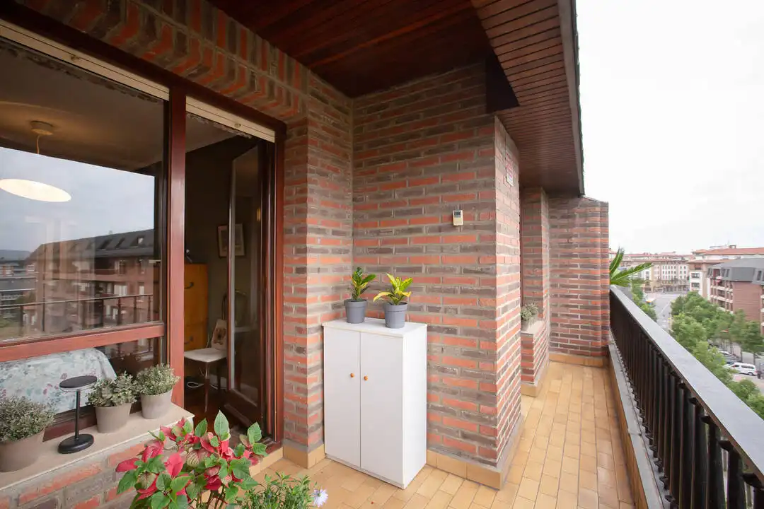 Terraza de Piso en venta en Getxo  con Calefacción, Trastero y Amueblado