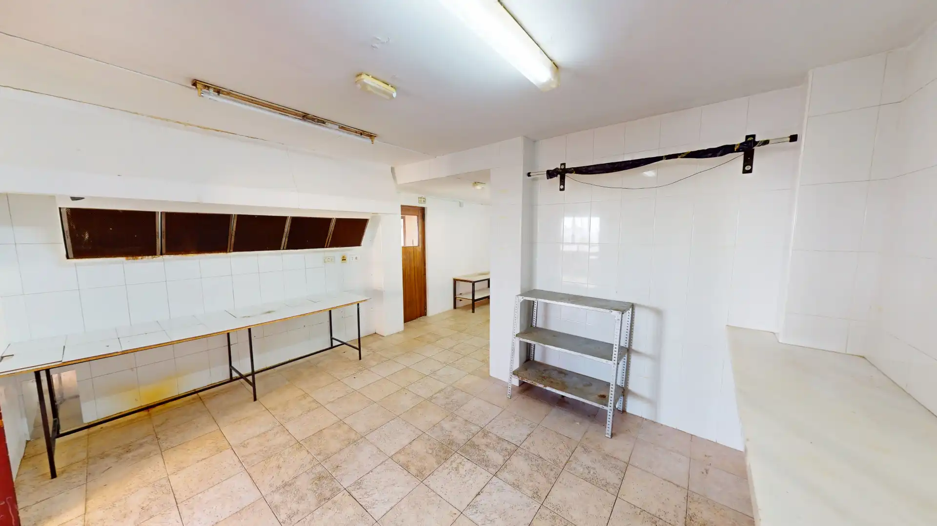 Commercial properties for sale in Busot  with Air Conditioner and Furnished