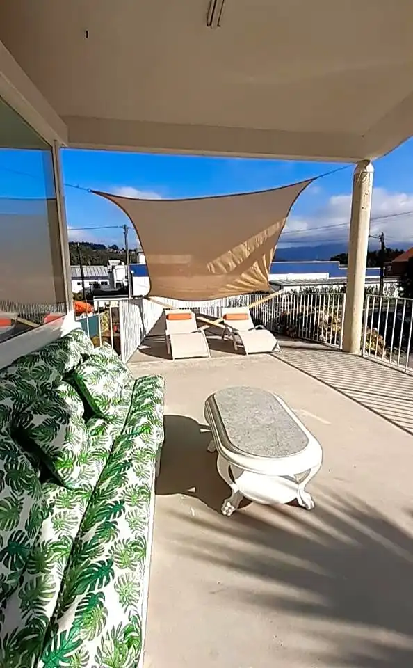 Terrassa de Casa o xalet en venda en Poio amb Calefacció, Terrassa i Moblat