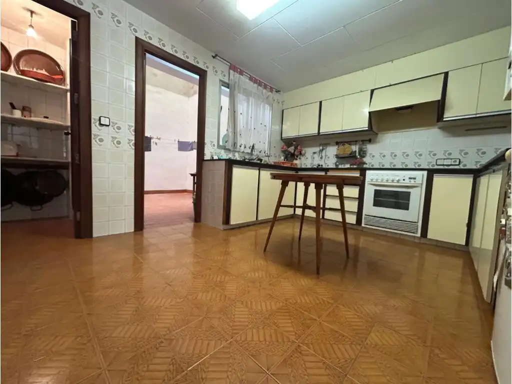 Flat for sale in Carcaixent