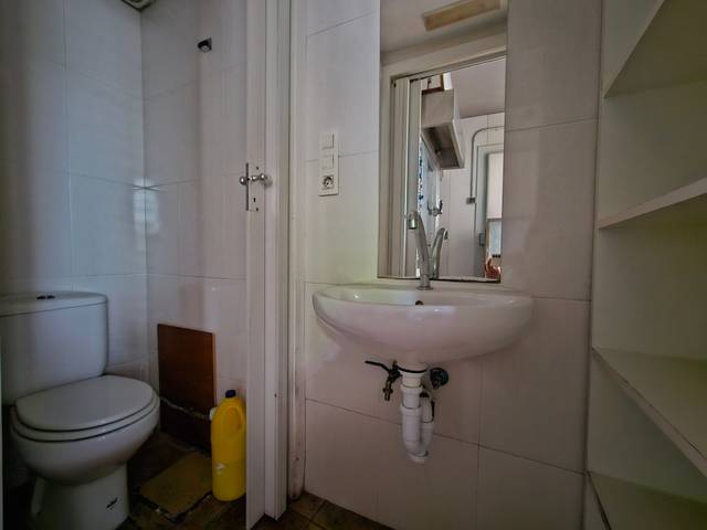 Local comercial en Venta en Calle de los Herrán en Santiago - Arana