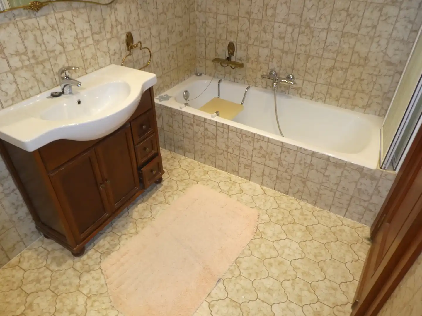 Baño de Piso en venta en Burgos con Terraza y Amueblado