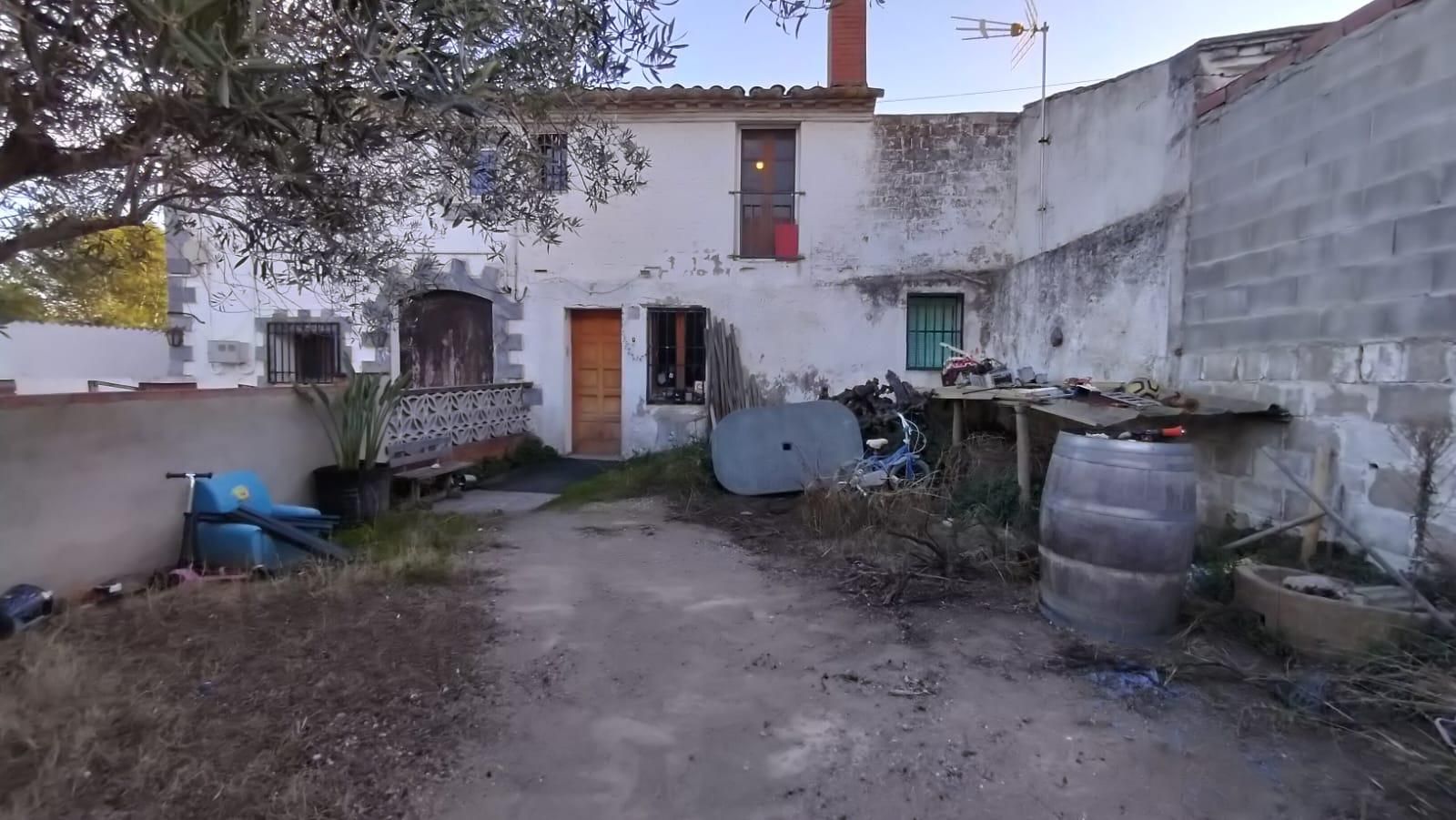 Vista exterior de Finca rústica en venda en Piera amb Calefacció, Jardí privat i Parquet