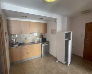 Cuina de Dúplex de lloguer en Girona Capital amb Calefacció, Moblat i Balcó