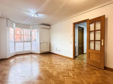 Piso con ascensor en venta en Villaverde
