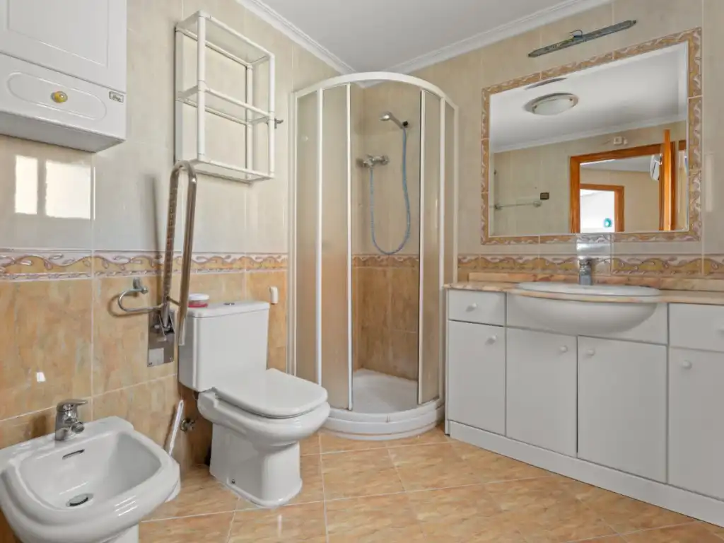 Houses for sale in Avenida Xixona, 28, Campello Playa