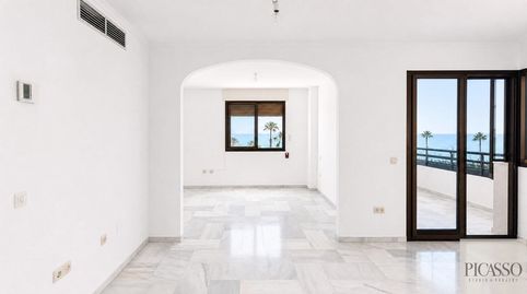 Foto 5 de Piso en venta en Calle Calle Salvador Allende, La Carihuela - Los Nidos, Torremolinos