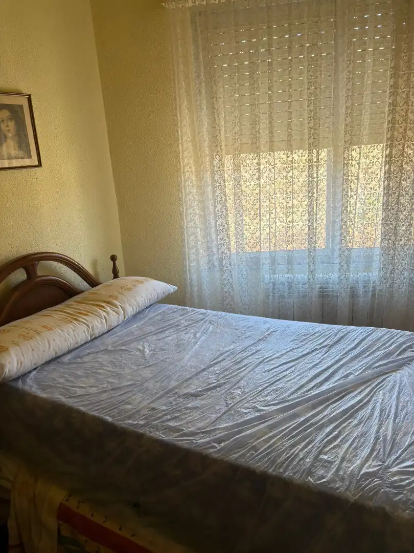 Dormitori de Casa o xalet en venda en Villamediana de Iregua amb Moblat